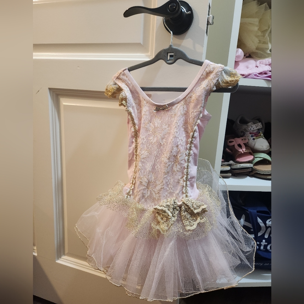 TUTU